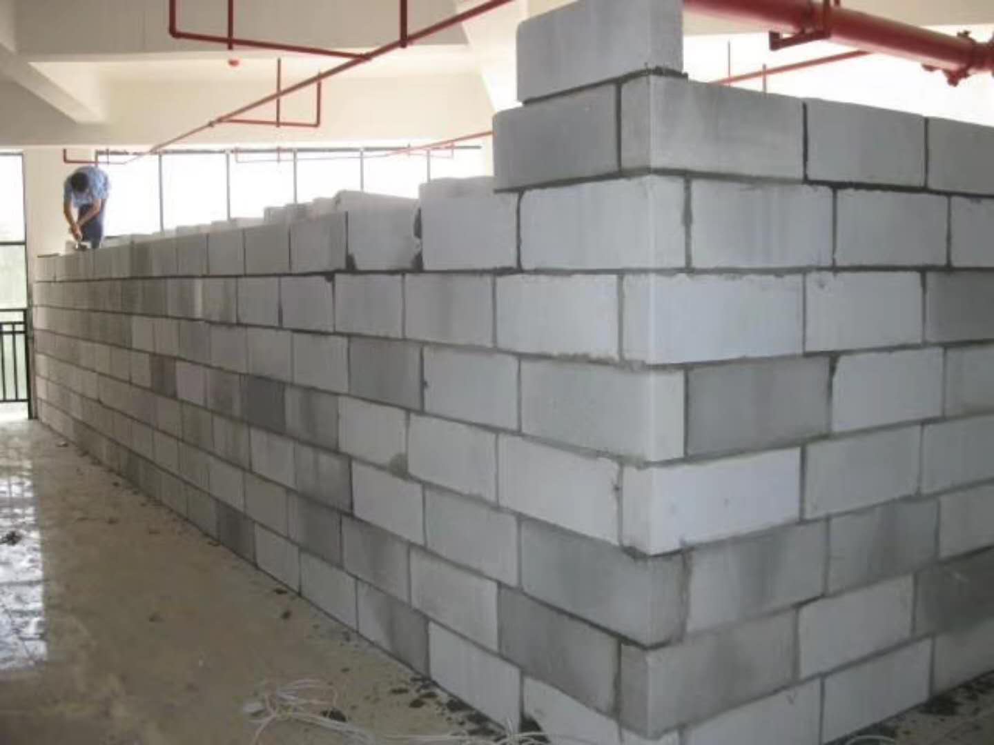 汉阳蒸压加气混凝土砌块承重墙静力和抗震性能的研究